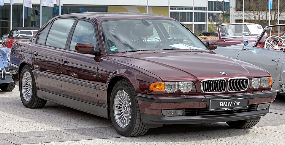 BMW 7 Series (E38)