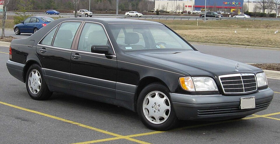 Mercedes-Benz S-Class (W140)