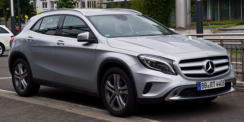 Mercedes-Benz GLA (X156)