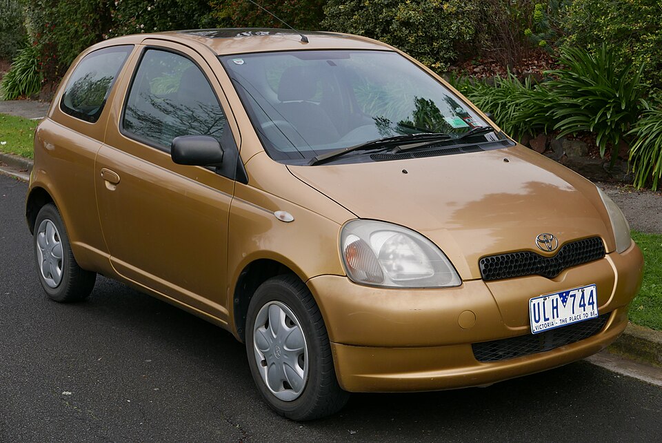 Toyota Yaris (XP10)