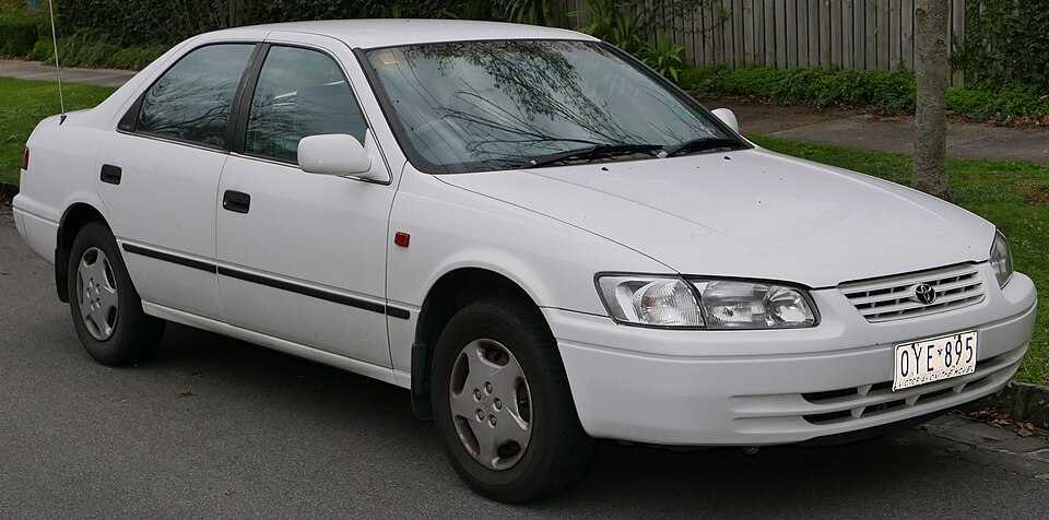 Toyota Camry (XV20)