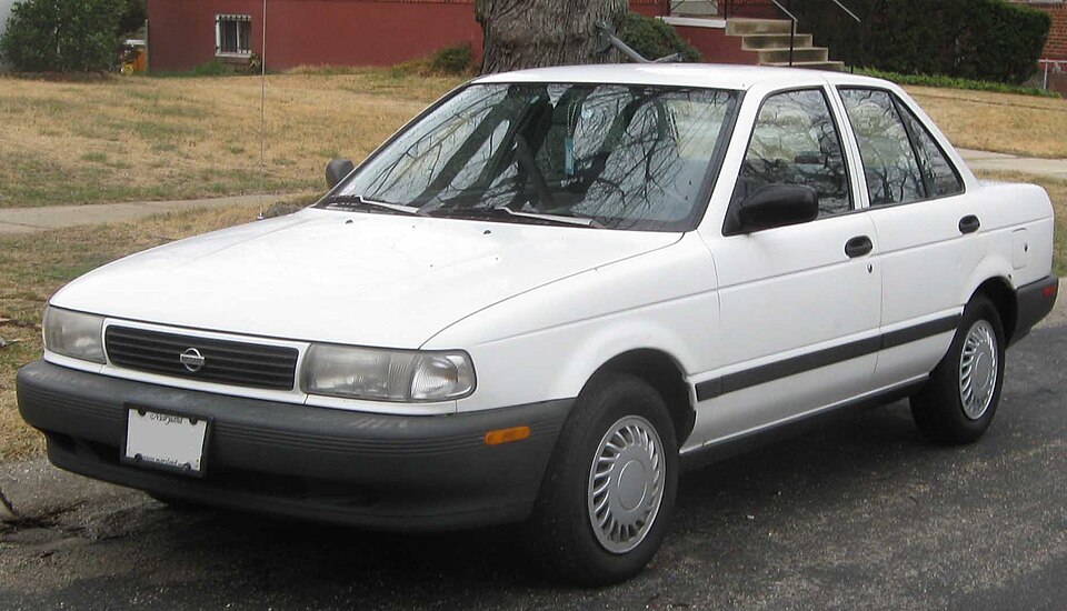 Nissan Sentra (B13)