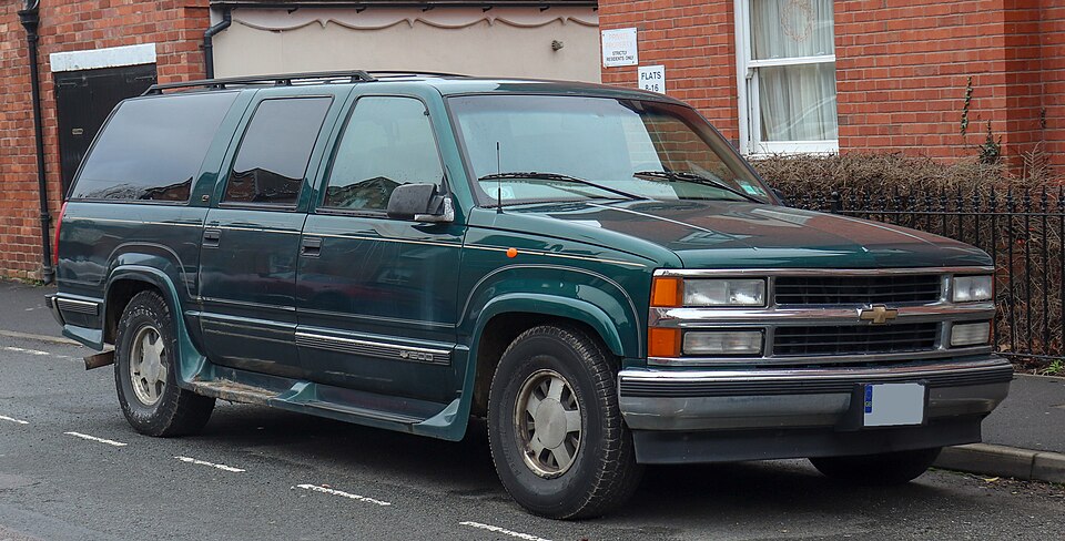 Chevrolet Suburban (VIII · GMT400)