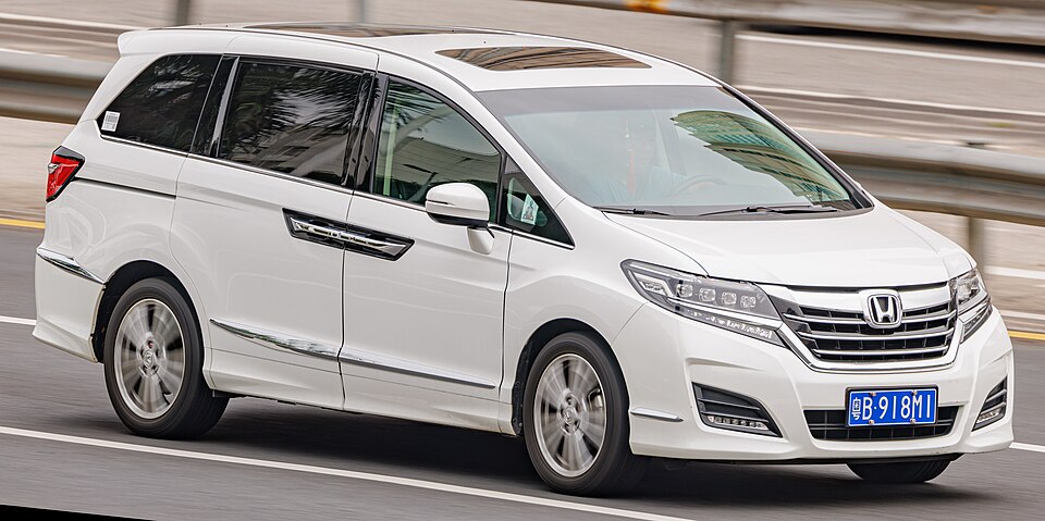 Honda Elysion (RC)