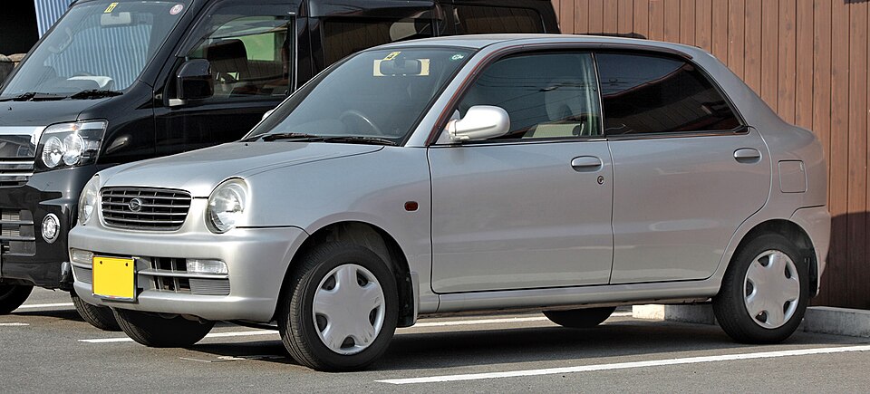 Daihatsu Opti (L800)