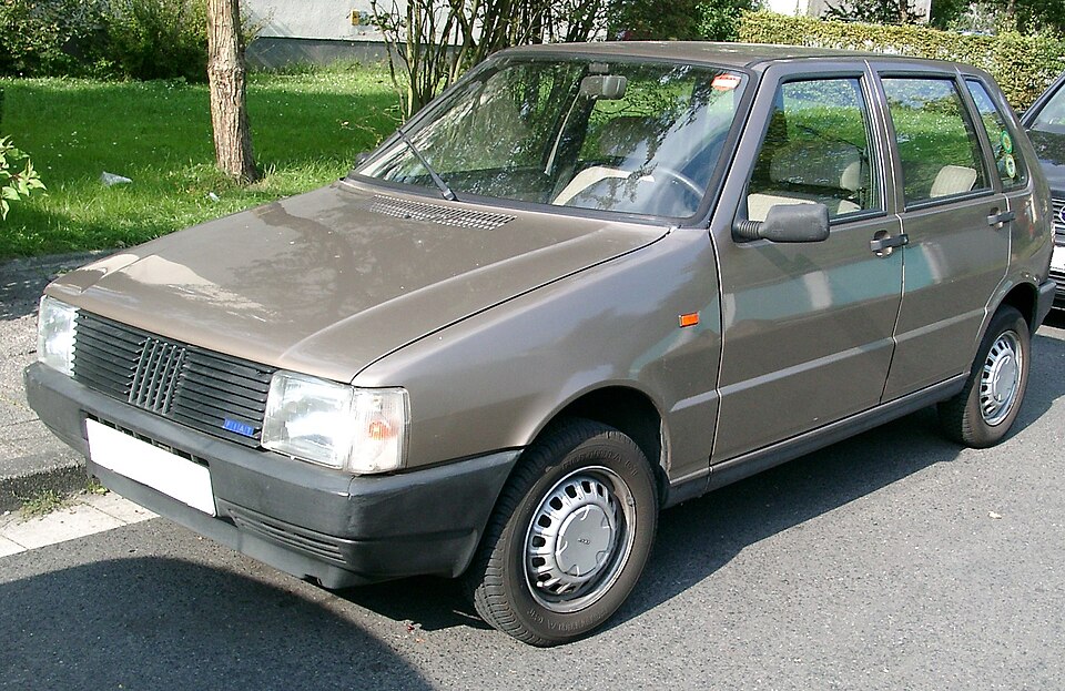 Fiat Uno 1st gen (146)