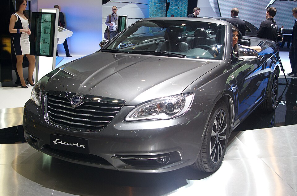 Lancia Flavia 2012 (JS)