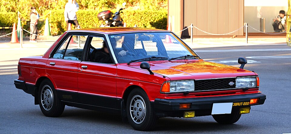 Nissan Bluebird 910