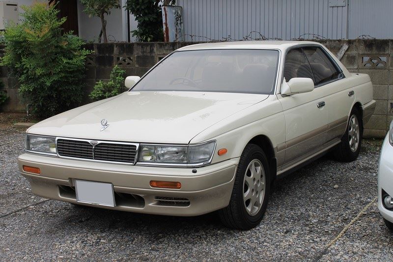Nissan Laurel C33
