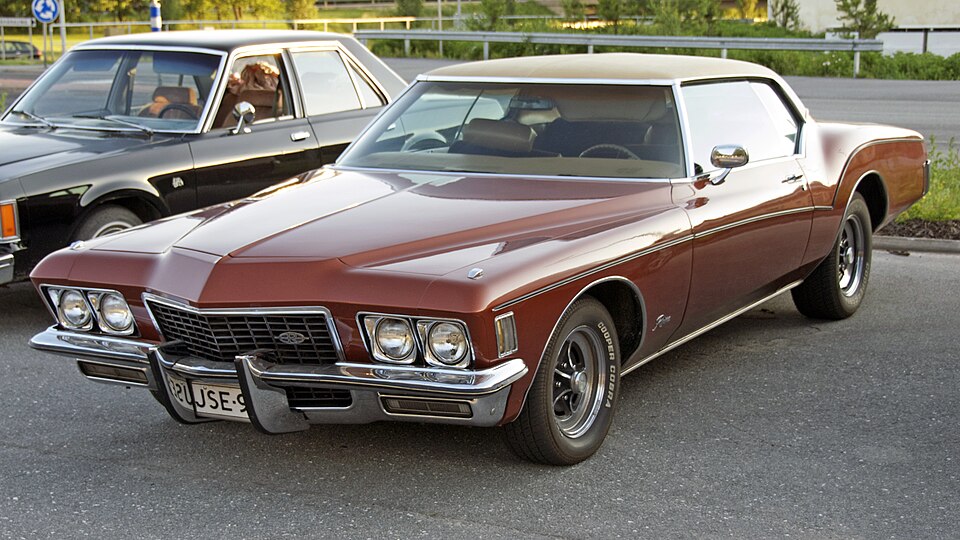 Buick Riviera 3rd gen
