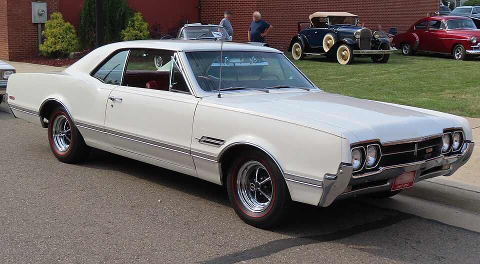 Oldsmobile 442 1st gen
