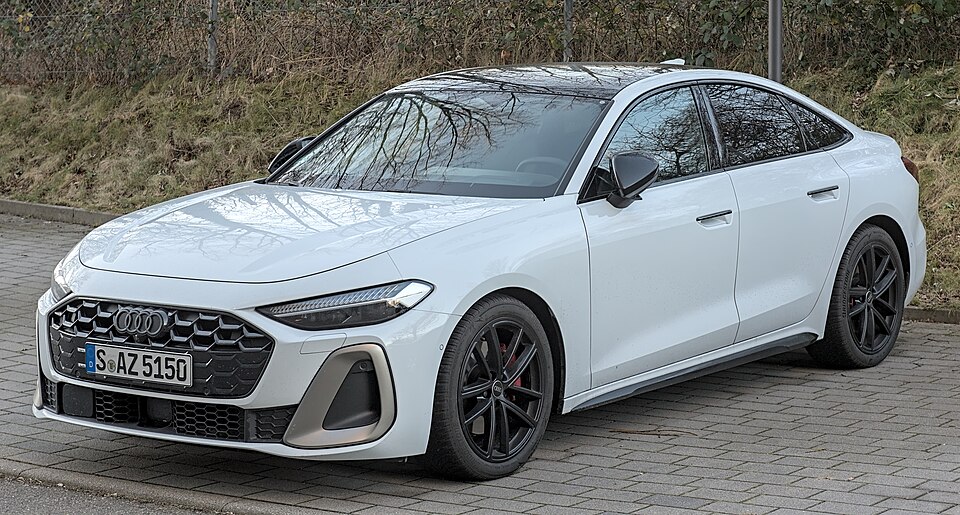 Audi A5 (B10)