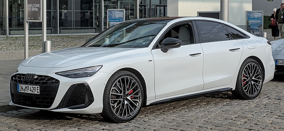 Audi A6 (C9)