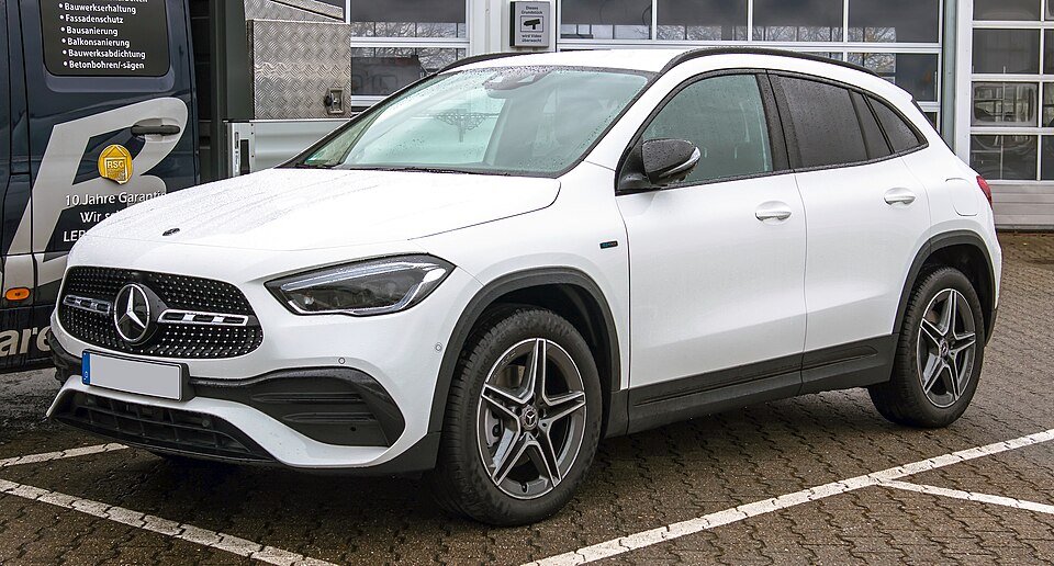 Mercedes-Benz GLA (H247)