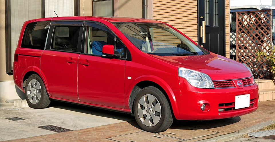 Nissan Lafesta (B30)