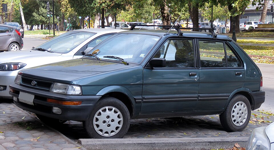 Subaru Justy (KA)