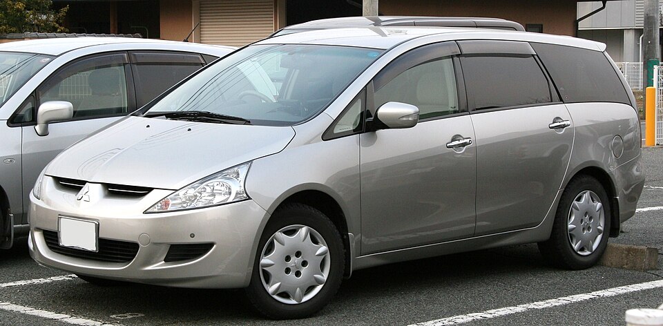 Mitsubishi Grandis (NA)