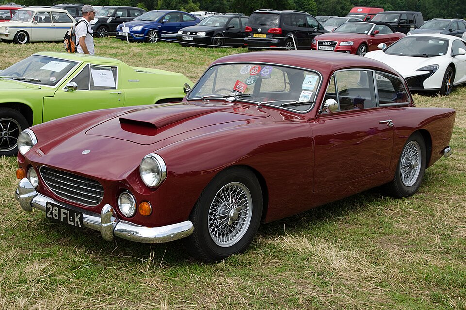 AC Greyhound