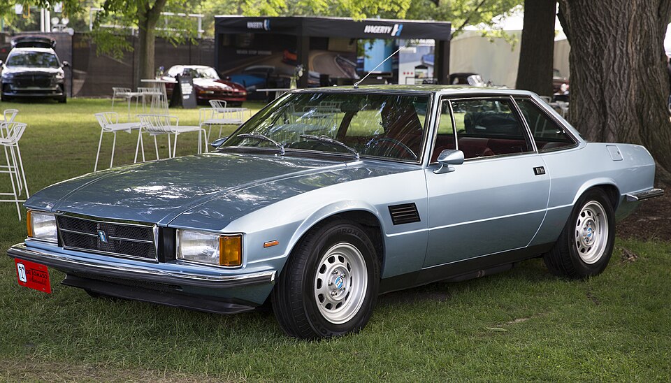 De Tomaso Longchamp