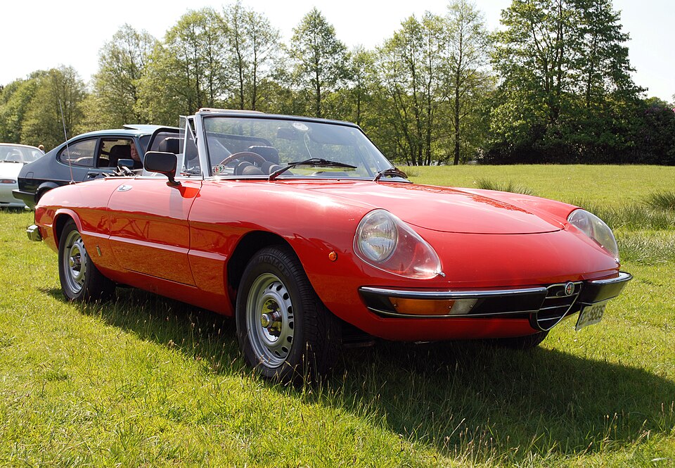 Alfa Romeo Spider (105/115)
