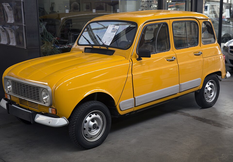 Renault 4 (112)