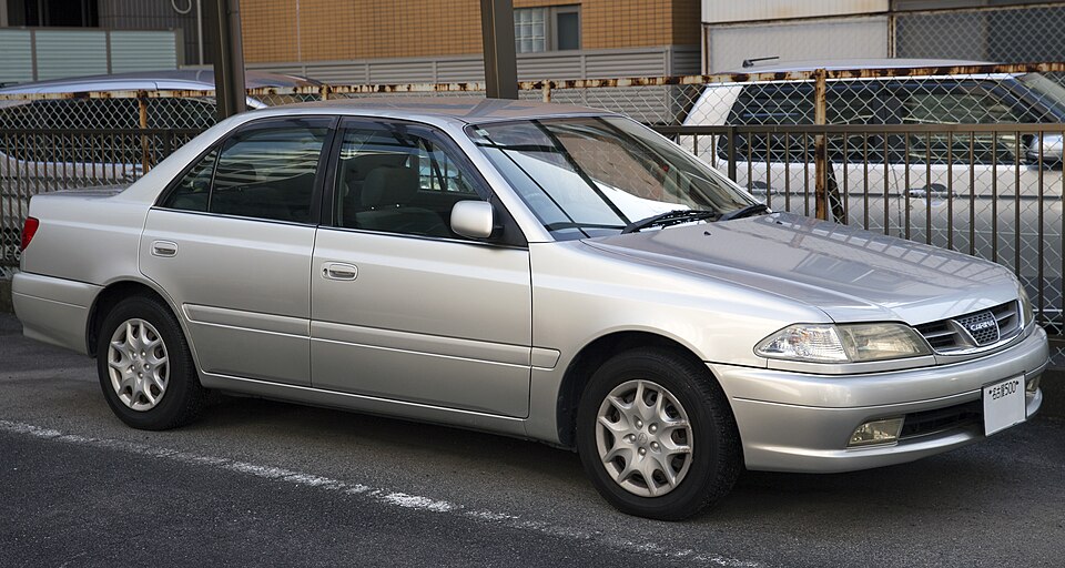 Toyota Carina (T210)