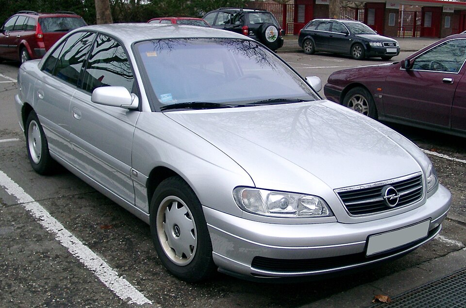 Opel Omega (B)