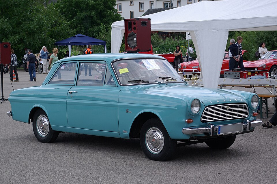 Ford Taunus (P4)