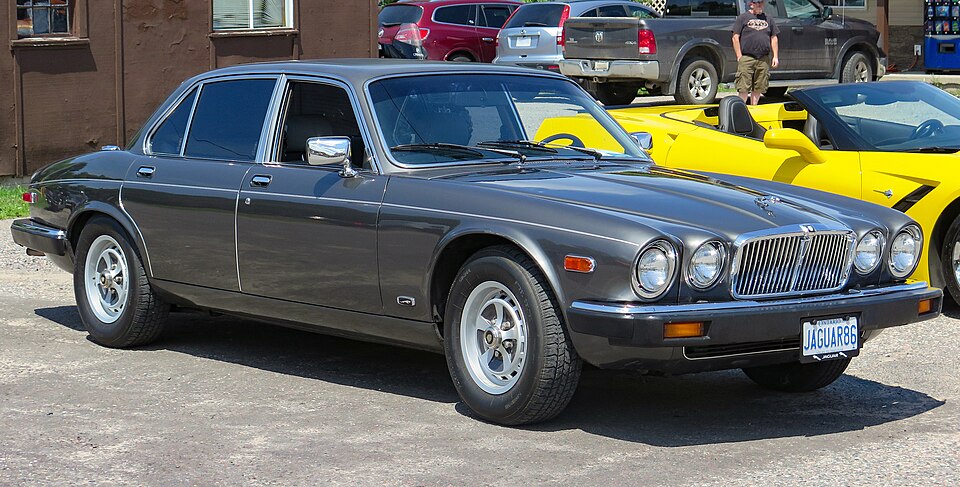 Jaguar XJ6 (Series III)