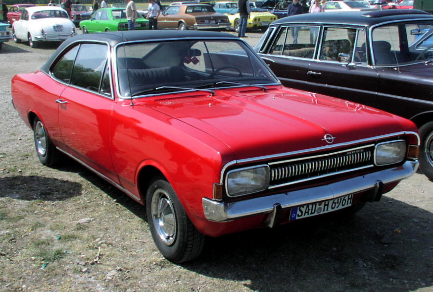 Opel Commodore (A)
