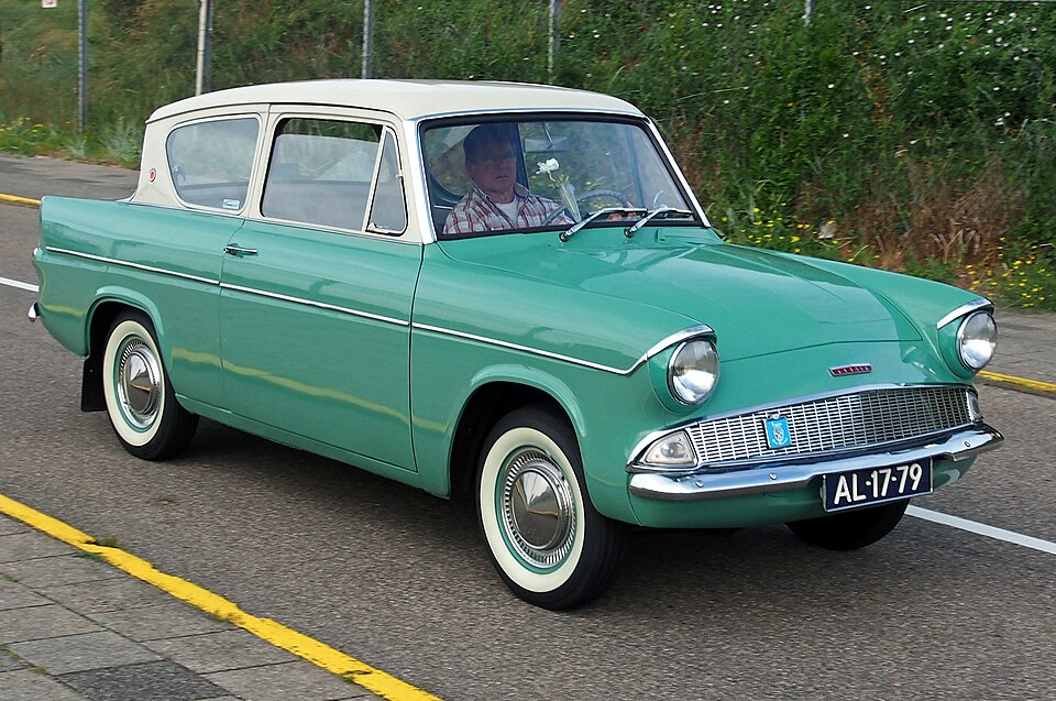 Ford Anglia (105E)